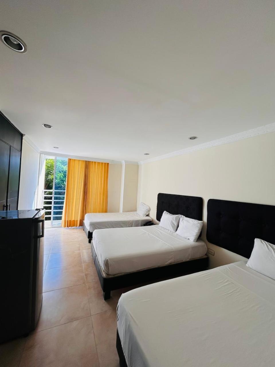 Kalina Hotel Girardot Luaran gambar