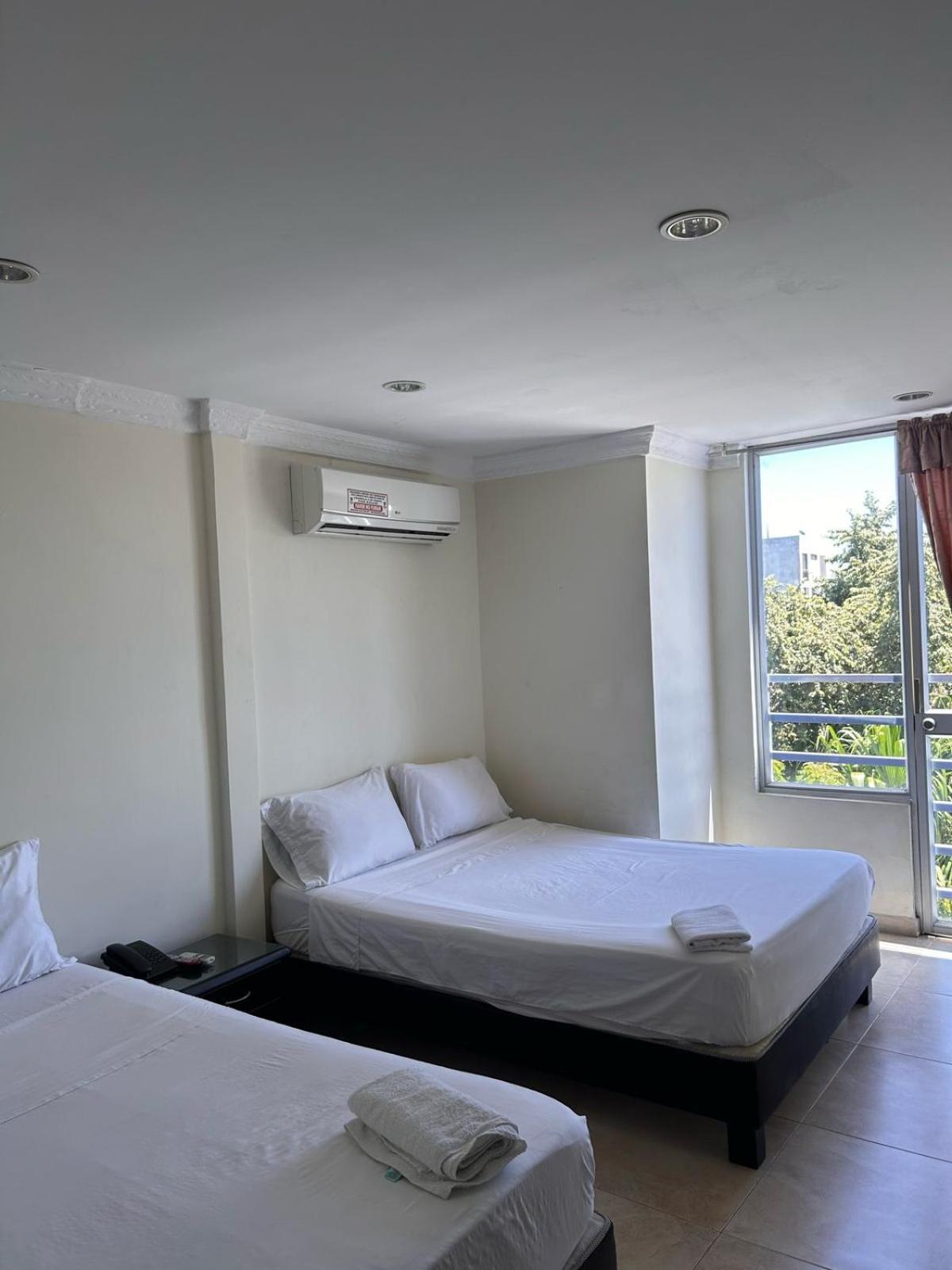 Kalina Hotel Girardot Luaran gambar