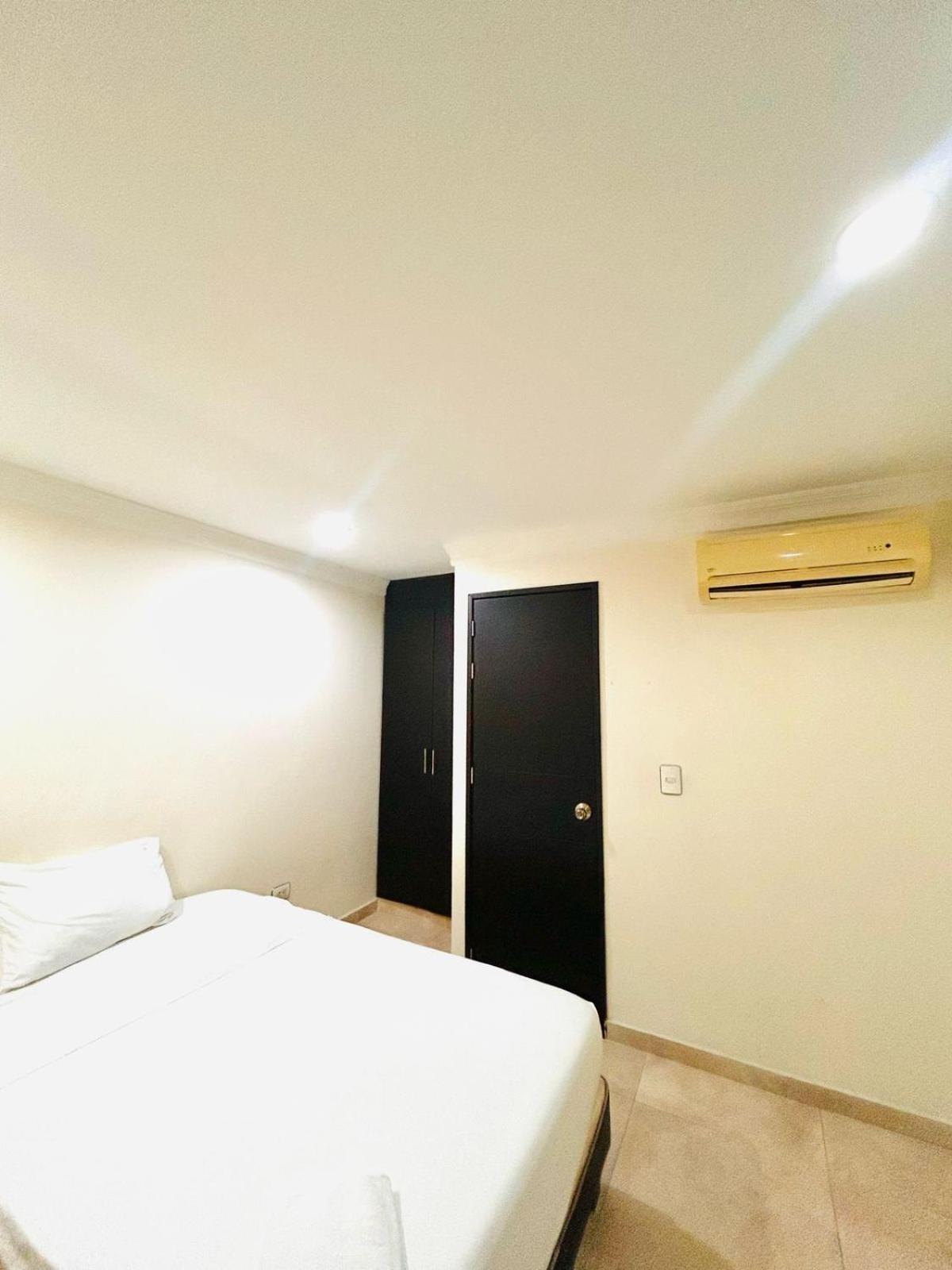 Kalina Hotel Girardot Luaran gambar